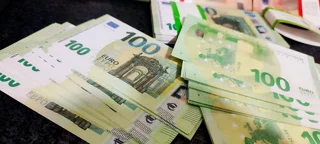 یورو مشابه ، سینمایی ، تزئینی ، بلاگری